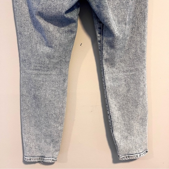 Good American Good Legs High Rise Chewed Hem Ankle Jeans Blue 837 Size 12/31 - Picture 9 of 11